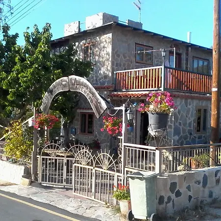 Appartement Miltos *