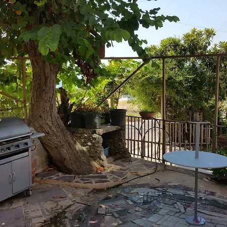 Appartement Miltos *